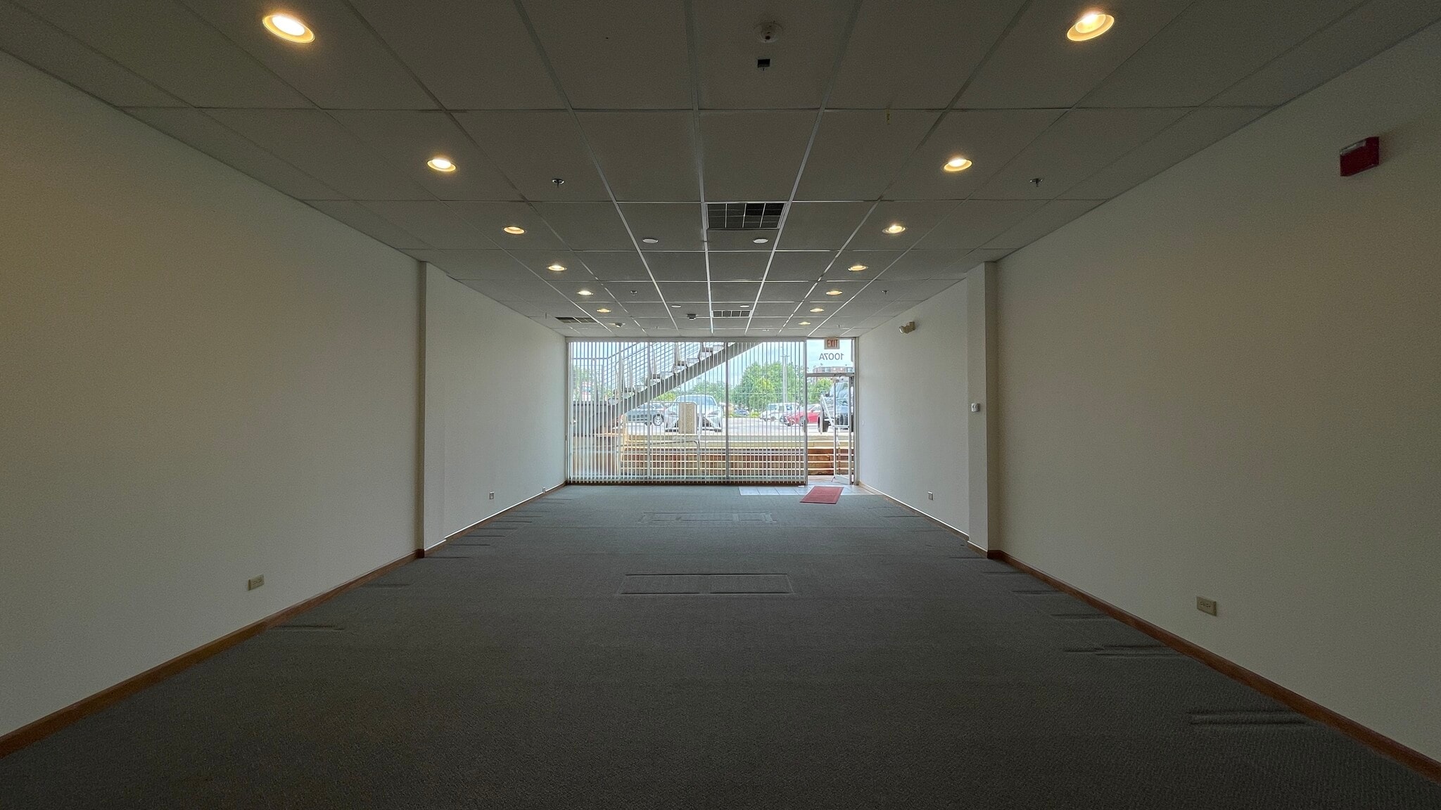 1001-1037 W Ogden Ave, Naperville, IL for lease Interior Photo- Image 1 of 5