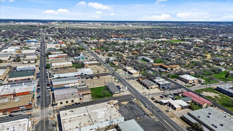 420 E Ave C, Killeen, TX for sale - Building Photo - Image 3 of 12