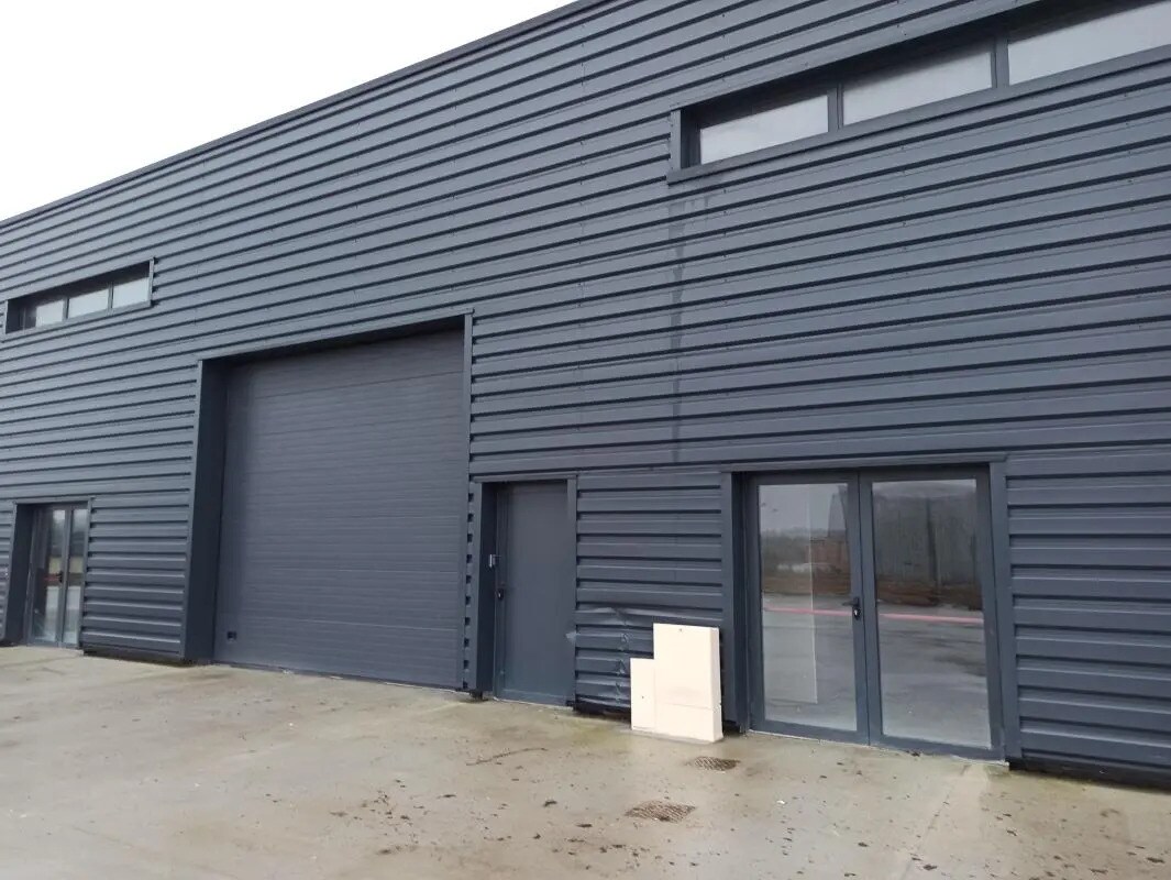 29 Rue Gutenberg, Magny-en-Vexin for lease Building Photo- Image 1 of 10