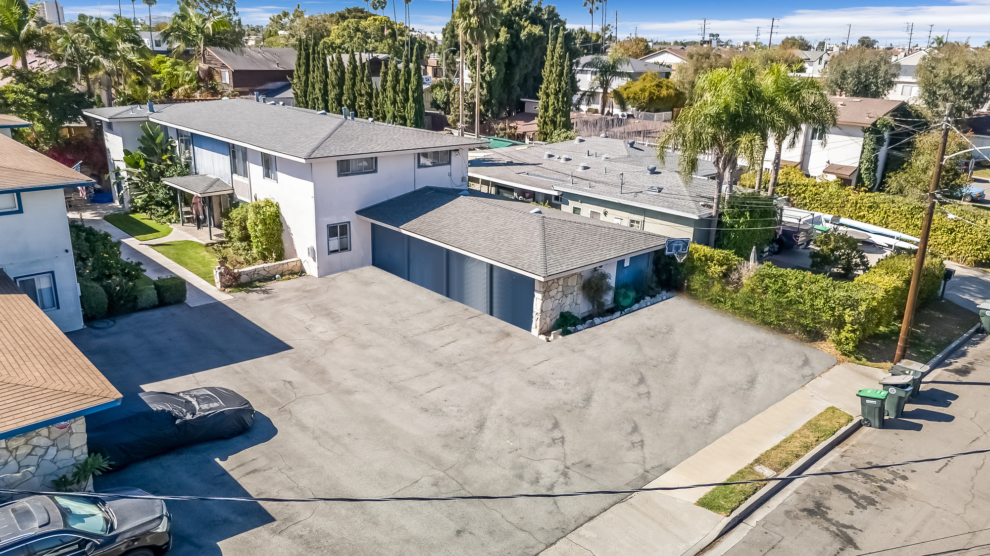 263 16th Pl, Costa Mesa, CA for sale Primary Photo- Image 1 of 6