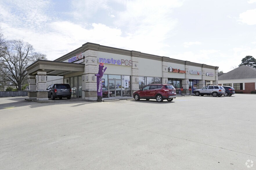 1401 S Jefferson Ave, Mount Pleasant, TX for sale - Primary Photo - Image 1 of 1