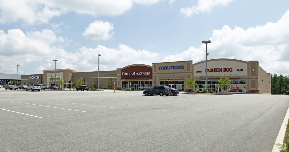 160-162 Washington St, Rochester, NH for lease - Primary Photo - Image 1 of 7