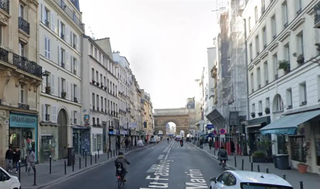 Retail in Paris for lease Aerial- Image 1 of 3