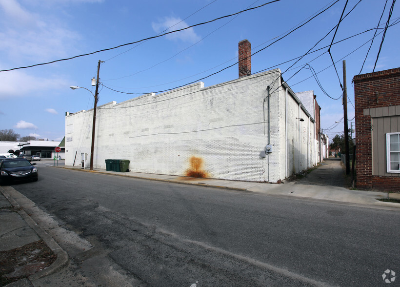 500-504 N Main St, Marion, SC for lease - Building Photo - Image 2 of 4