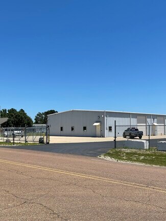 More details for 640 Industrial Rd, Savannah, TN - Flex for Lease