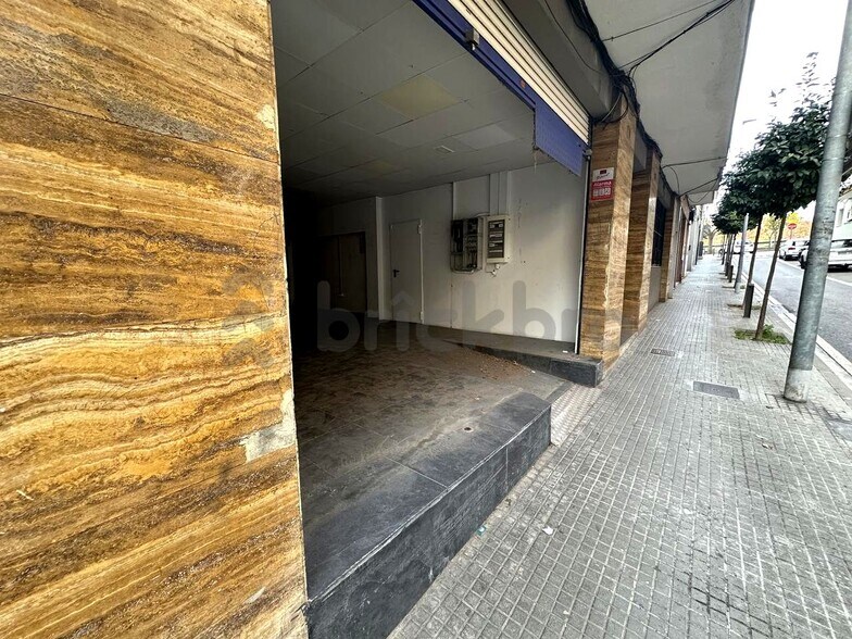 Carrer de Sant Josep, Esplugues de Llobregat, Barcelona for sale - Building Photo - Image 2 of 28