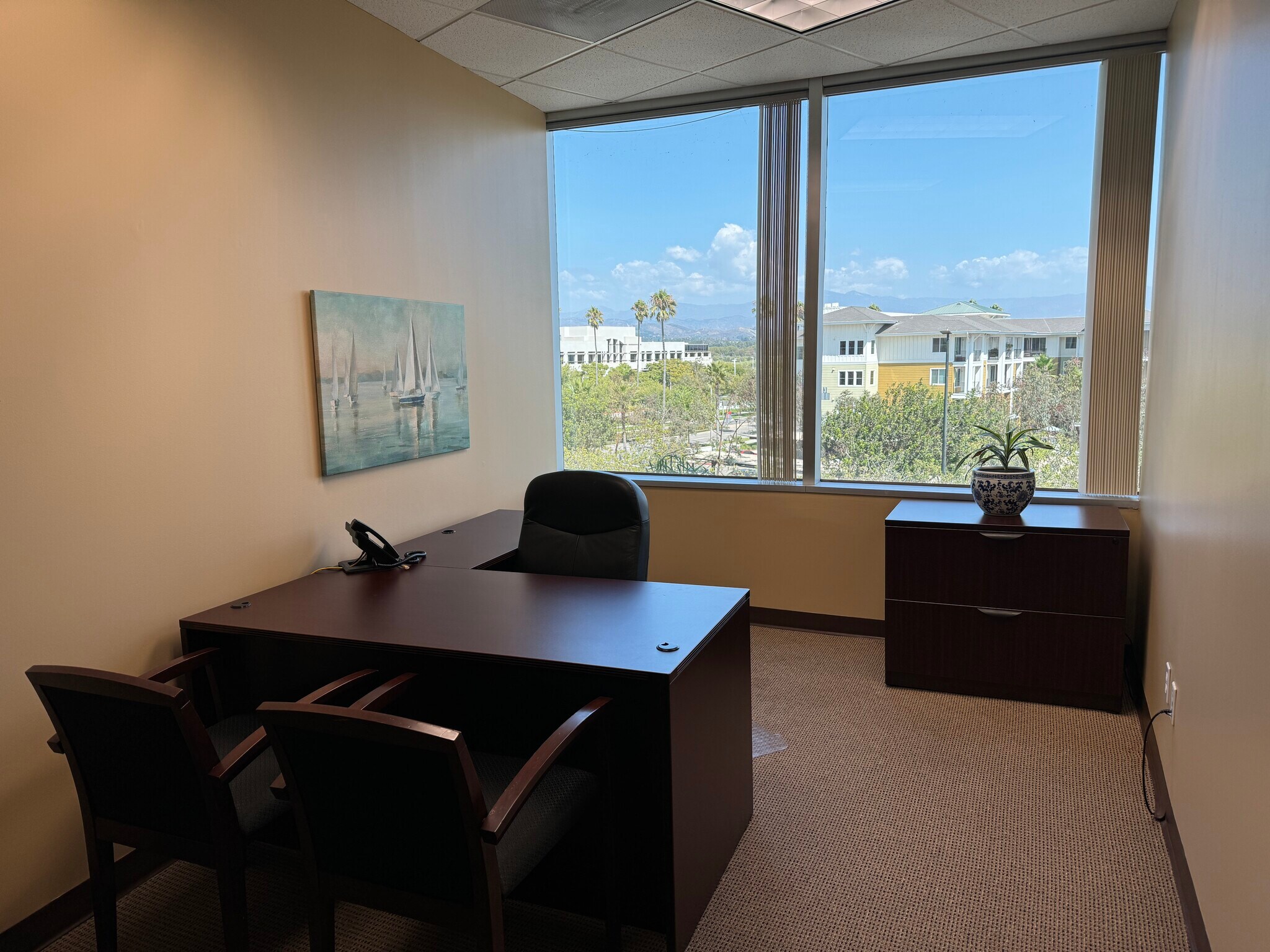 1000 Town Center Dr, Oxnard, CA for lease Interior Photo- Image 1 of 1