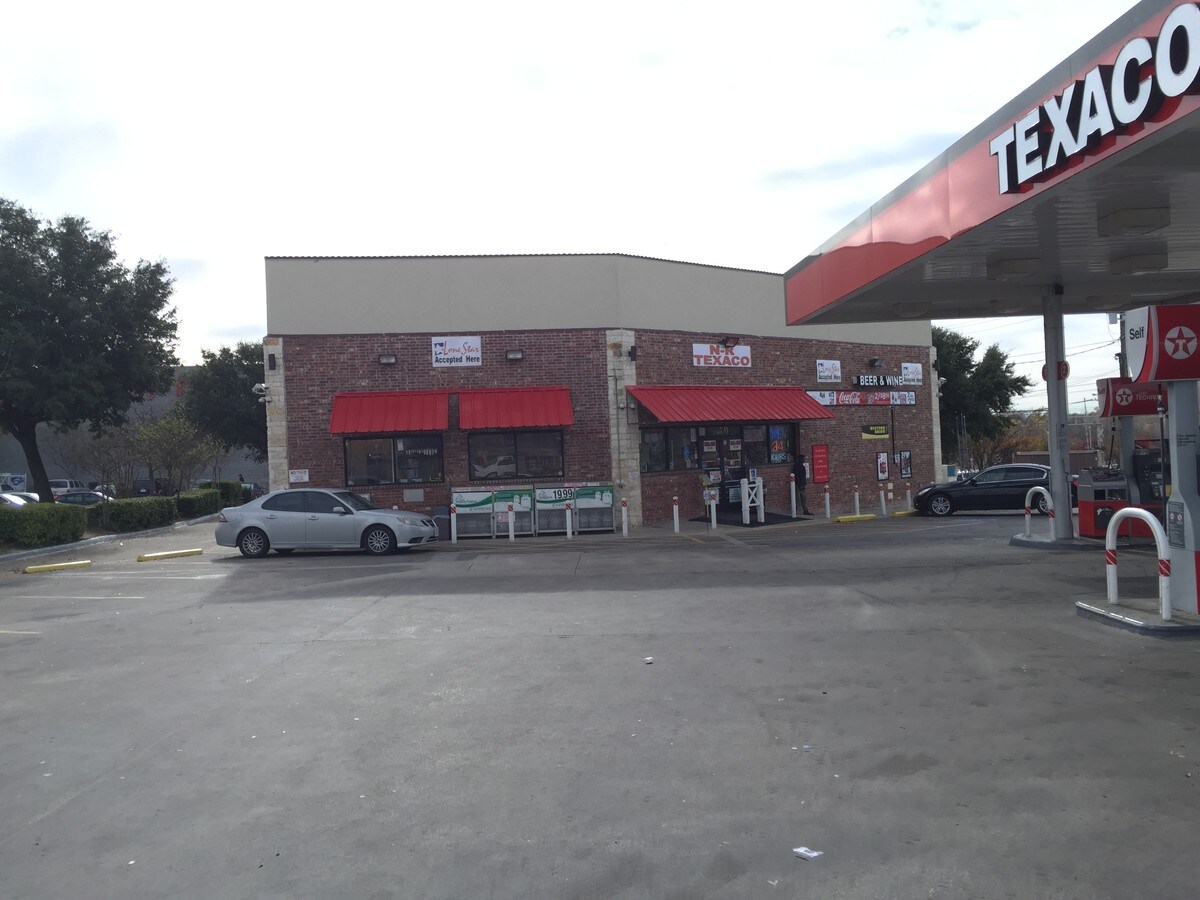 2104 E Ledbetter Dr, Dallas, TX 75216