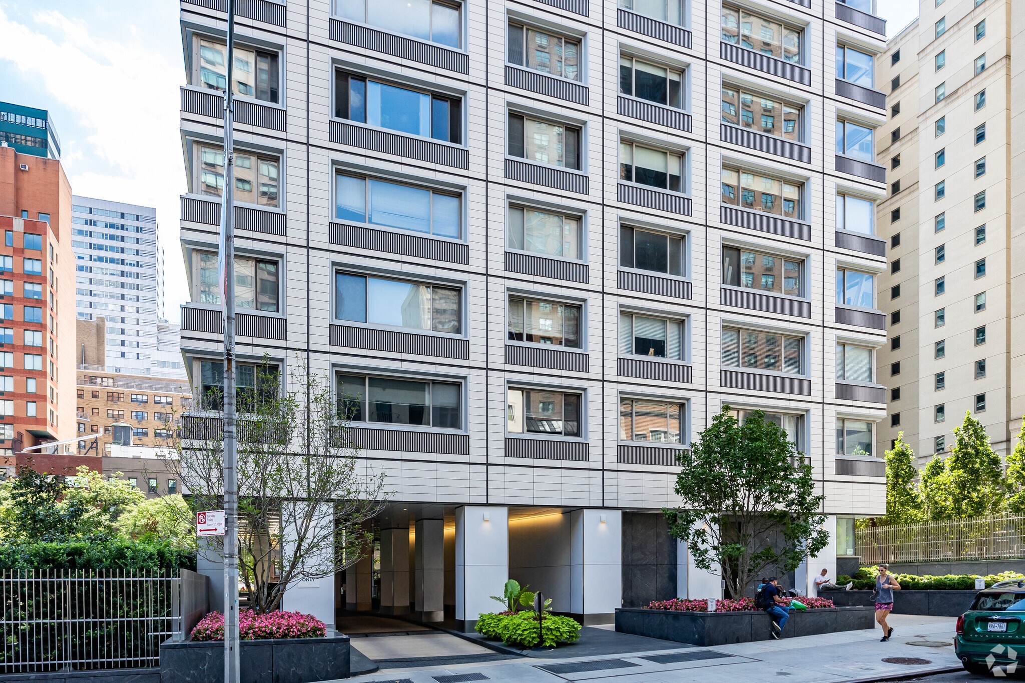 33 East 70th Street New York Ny 211 E 70th St, New York, NY 10021 - 211 East 70th Street | LoopNet