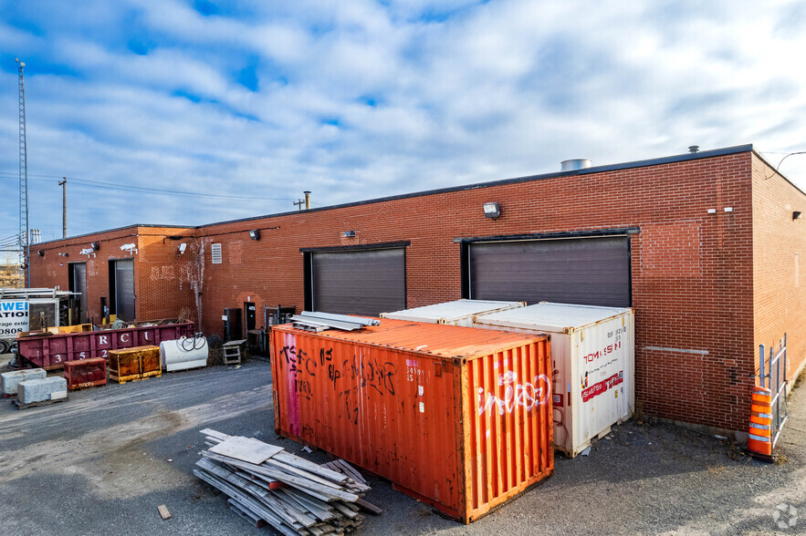 4975-4995 Rue Fisher, Montréal, QC for lease - Building Photo - Image 3 of 13
