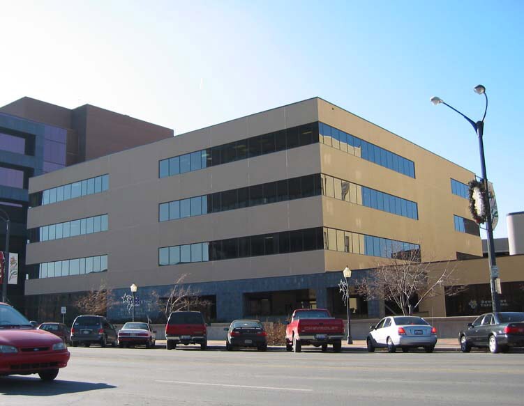 515 S Kansas Ave, Topeka, KS for lease Building Photo- Image 1 of 2