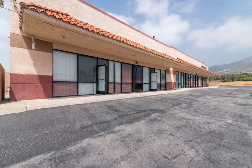 3505 Highland Ave, Highland, CA for lease - Building Photo - Image 3 of 4