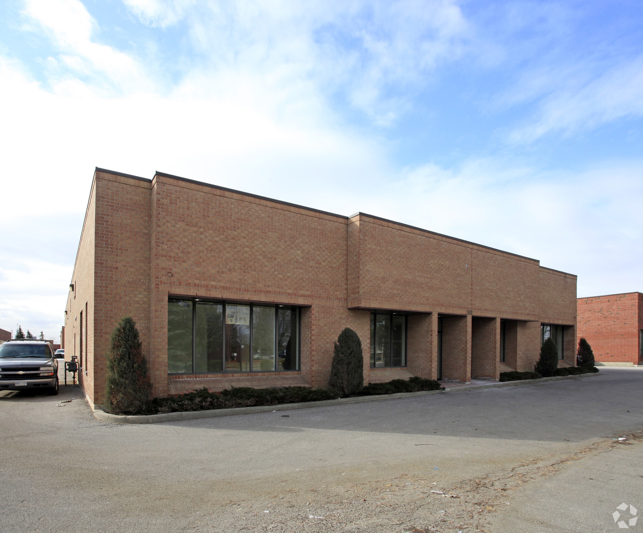 141 Strada Dr, Vaughan, ON for sale Primary Photo- Image 1 of 1