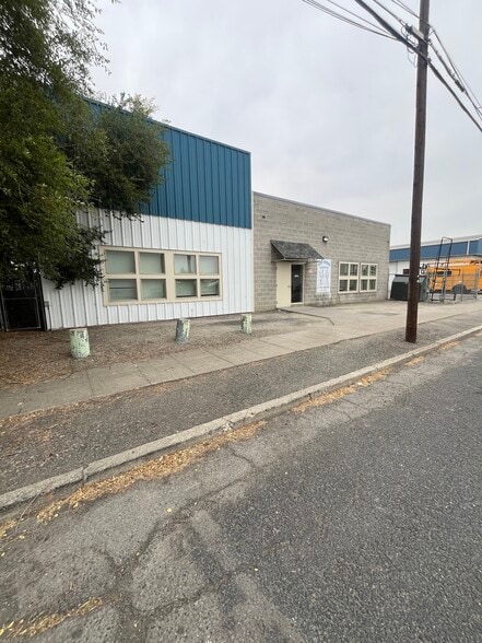 2911 E Boone Ave, Spokane, WA for sale - Building Photo - Image 2 of 5