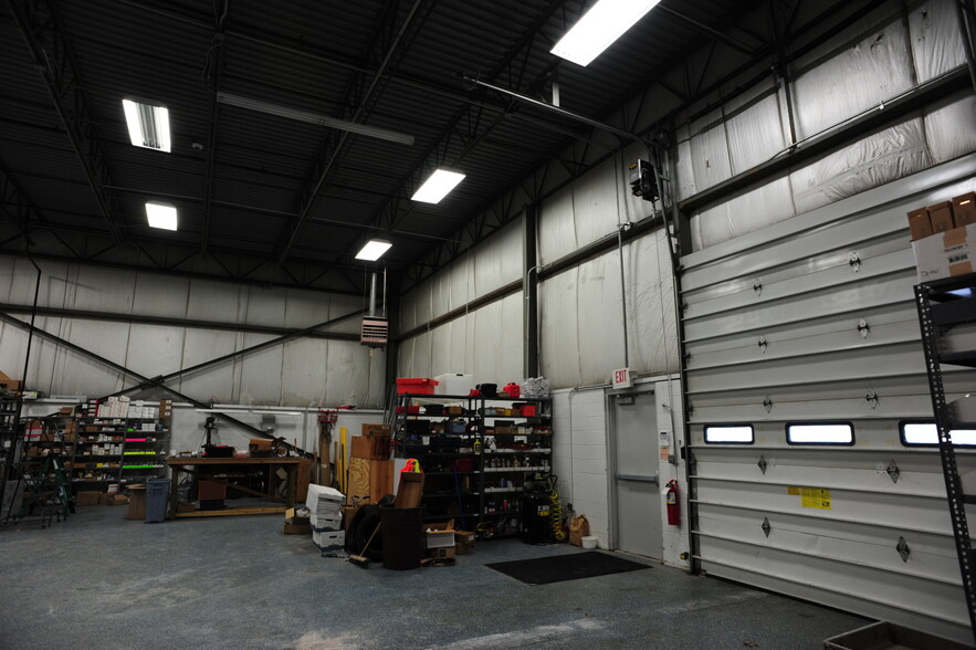 530 Lakeview Plaza Blvd, Worthington, OH for lease - Interior Photo - Image 2 of 10