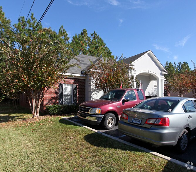 6420 Hillcrest Park Ct, Mobile, AL for sale - Building Photo - Image 1 of 1