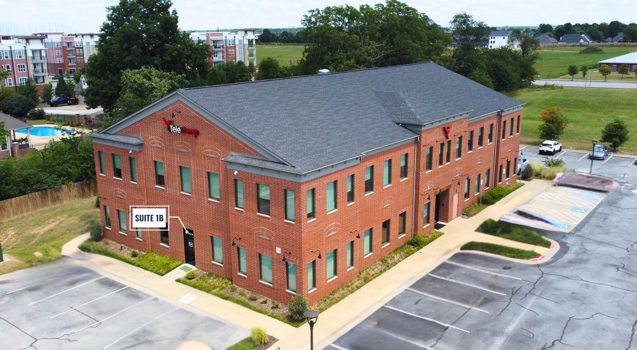 5104 S Pinnacle Hills Pkwy, Rogers, AR for lease Primary Photo- Image 1 of 14