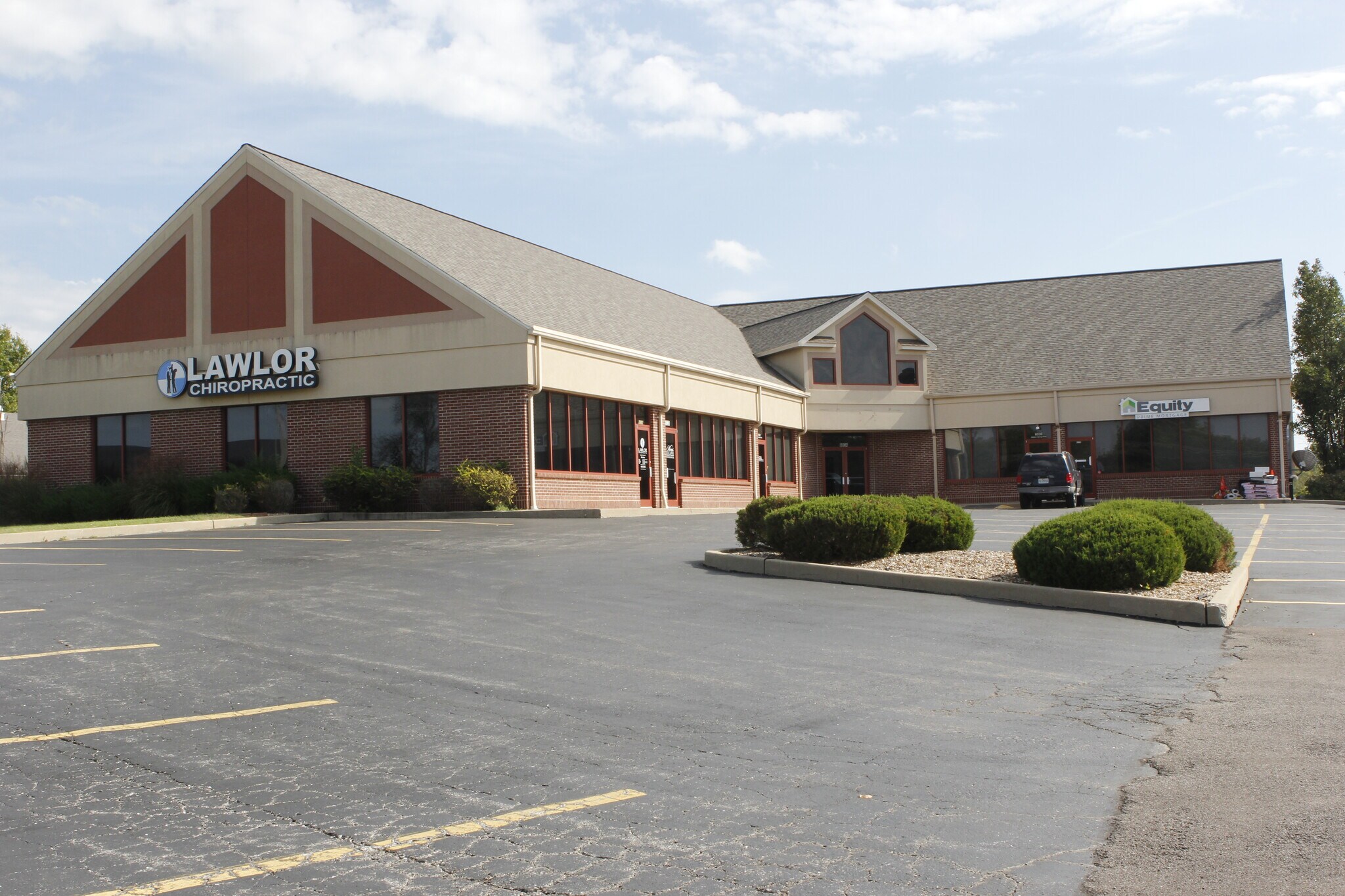 60206038 Weldon Spring Pky, Weldon Spring, MO 63304 Weldon Centre