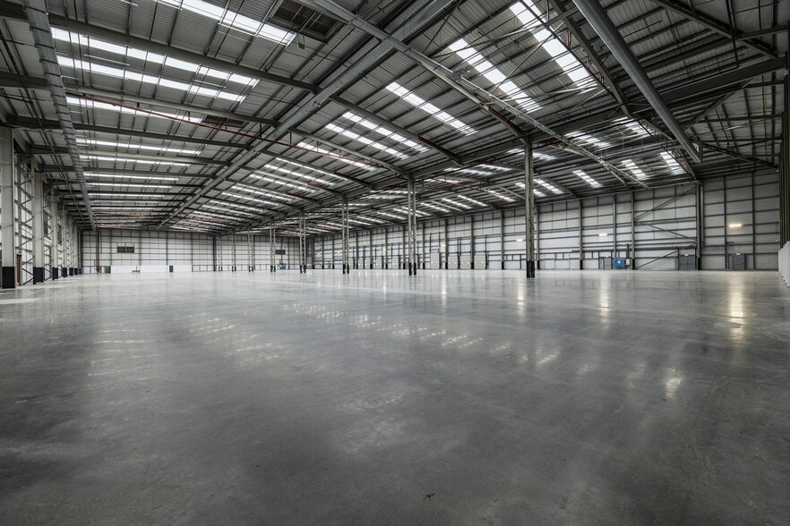 Orbital E, Dartford for lease - Building Photo - Image 2 of 22