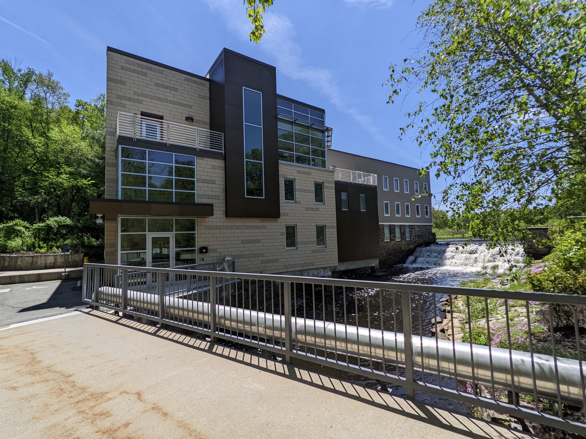 11 School St, North Chelmsford, MA for lease Building Photo- Image 1 of 18