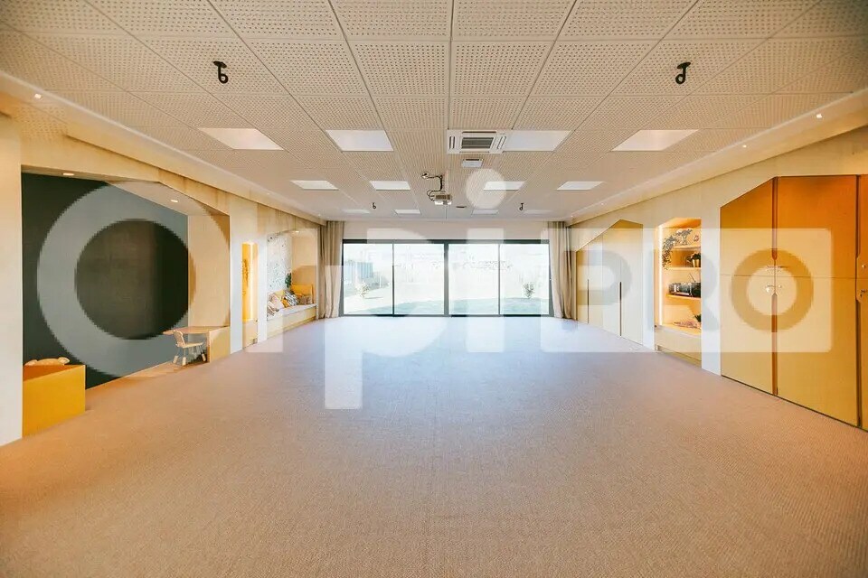 Location Bureaux 80 m² - Photo 1