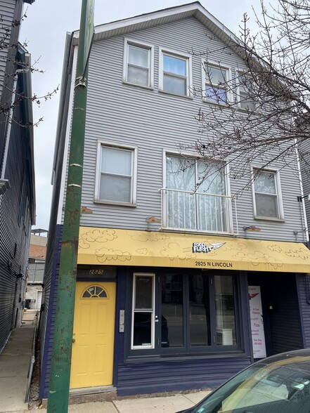 2825 N Lincoln Ave, Chicago, IL for sale - Building Photo - Image 1 of 19