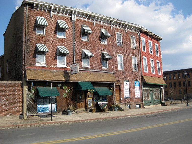 670 S Broad St, Trenton, NJ for sale - Primary Photo - Image 1 of 1