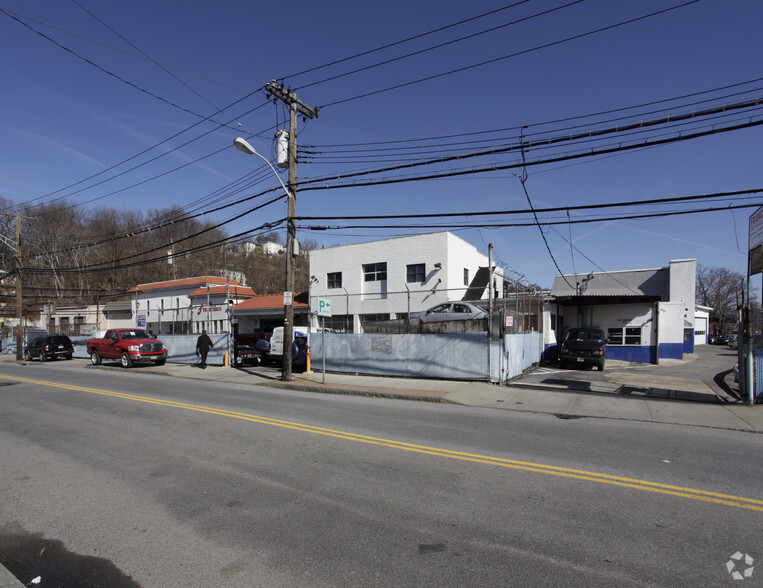 782 Nepperhan Ave, Yonkers, NY for sale - Primary Photo - Image 1 of 1