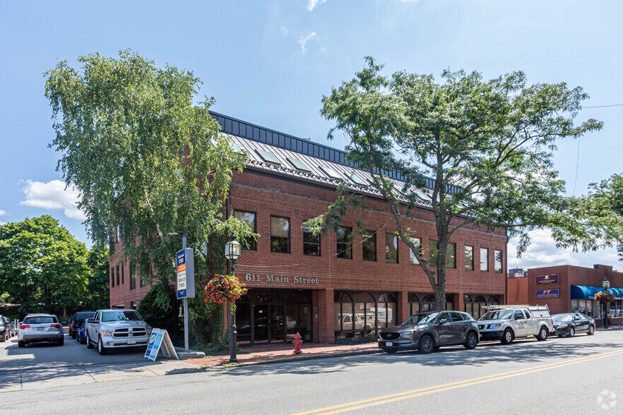 611 Main St, Winchester, MA for sale - Primary Photo - Image 1 of 1