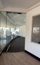 1025 Prospect St, La Jolla, CA for lease Interior Photo- Image 1 of 3