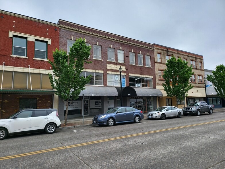 1316 Commerce Ave, Longview, WA for lease - Building Photo - Image 3 of 6