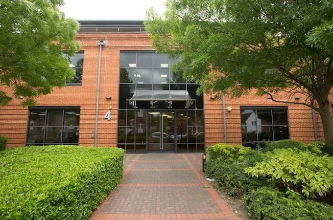 4 Beaconsfield Rd, St Albans for lease Building Photo- Image 1 of 9