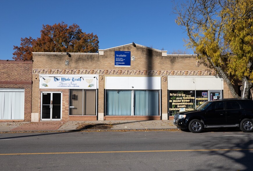 5546-5550 Troost Ave, Kansas City, MO for sale - Building Photo - Image 2 of 4