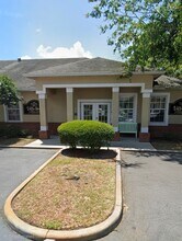 27401 Cashford Cir, Wesley Chapel, FL for lease Interior Photo- Image 1 of 5