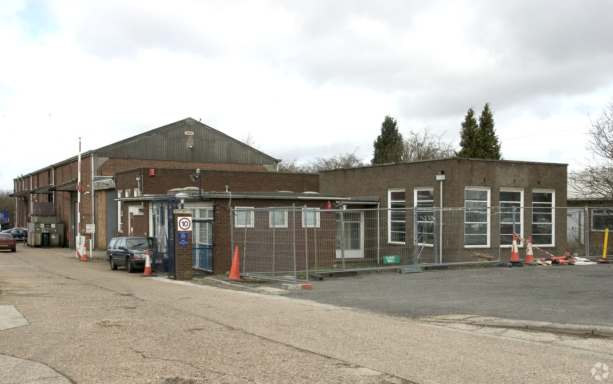 Lincoln Rd, High Wycombe for sale Primary Photo- Image 1 of 1