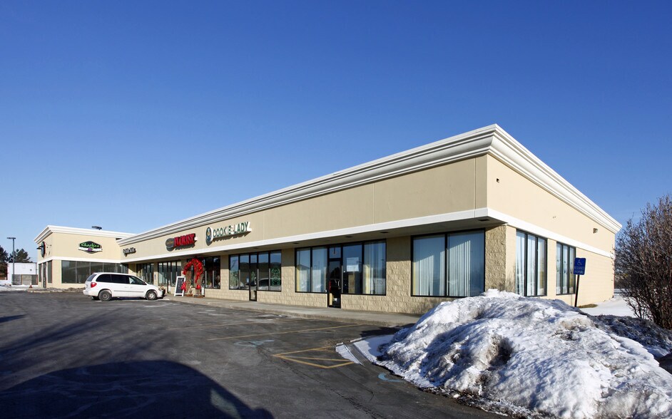 1631-1651 Toll Gate Dr, Maumee, OH for sale - Primary Photo - Image 1 of 1