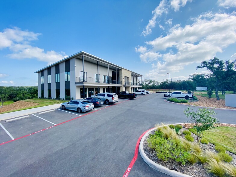 1878 Herbelin Rd, New Braunfels, TX for lease - Building Photo - Image 3 of 92