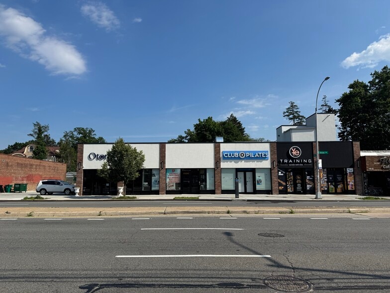 17924 Union Tpke, Fresh Meadows, NY for sale - Building Photo - Image 1 of 6
