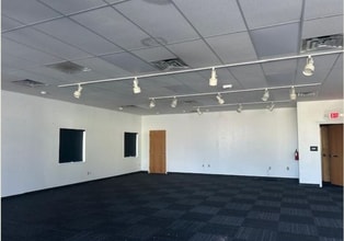 4445 Route 309, Schnecksville, PA for lease Interior Photo- Image 2 of 2
