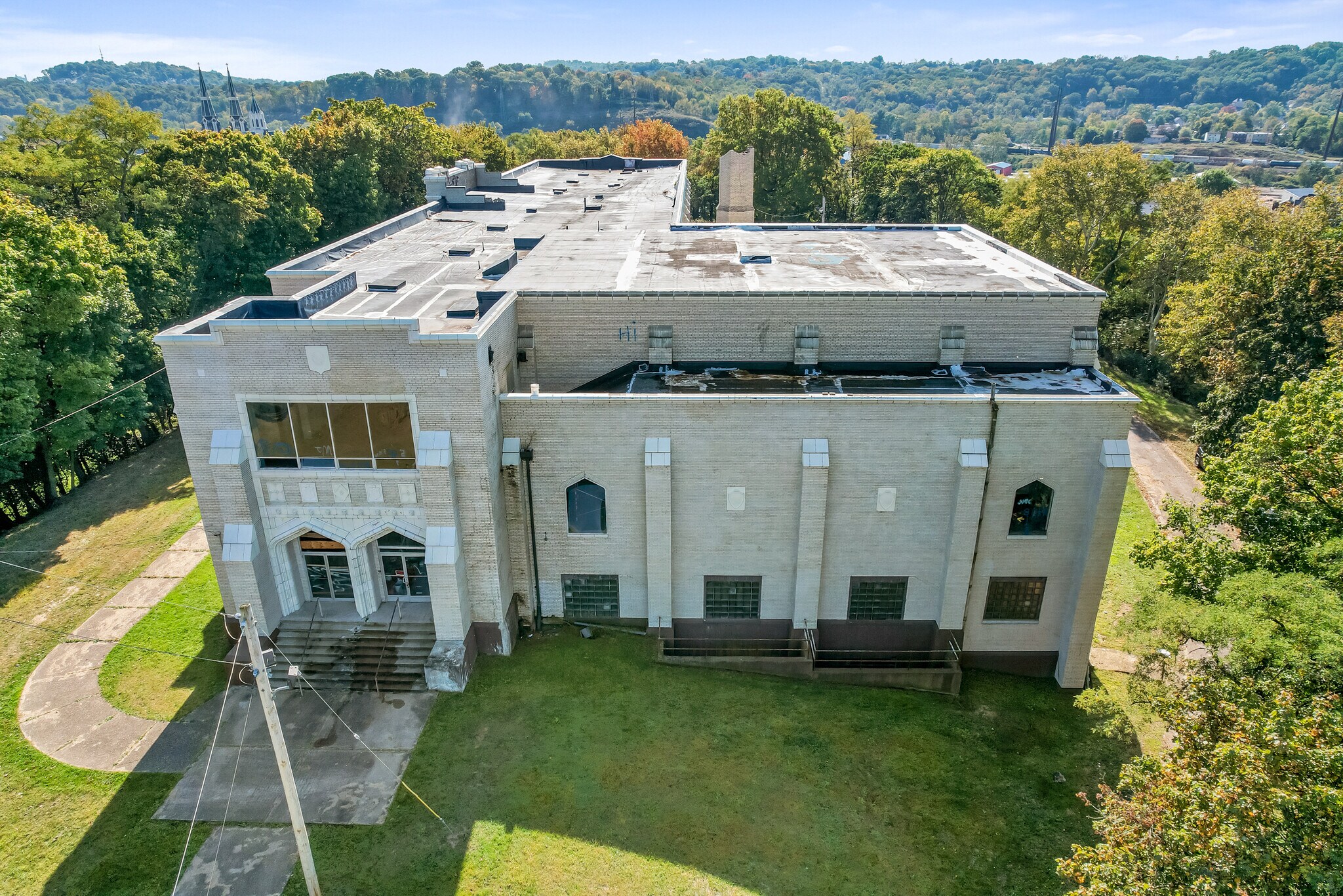 1127 Wayne, McKees Rocks, PA for sale Primary Photo- Image 1 of 12