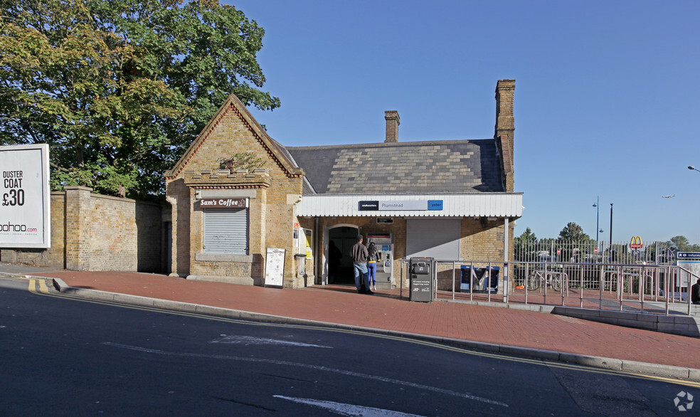 Walmer Ter, London for sale - Primary Photo - Image 1 of 1