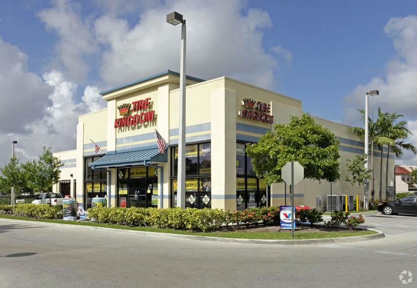 19850 NW 27th Ave, Miami Gardens, FL for sale - Primary Photo - Image 3 of 7