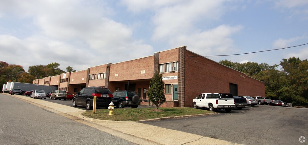 4401-4417 Wheeler Ave, Alexandria, VA for lease - Primary Photo - Image 1 of 4