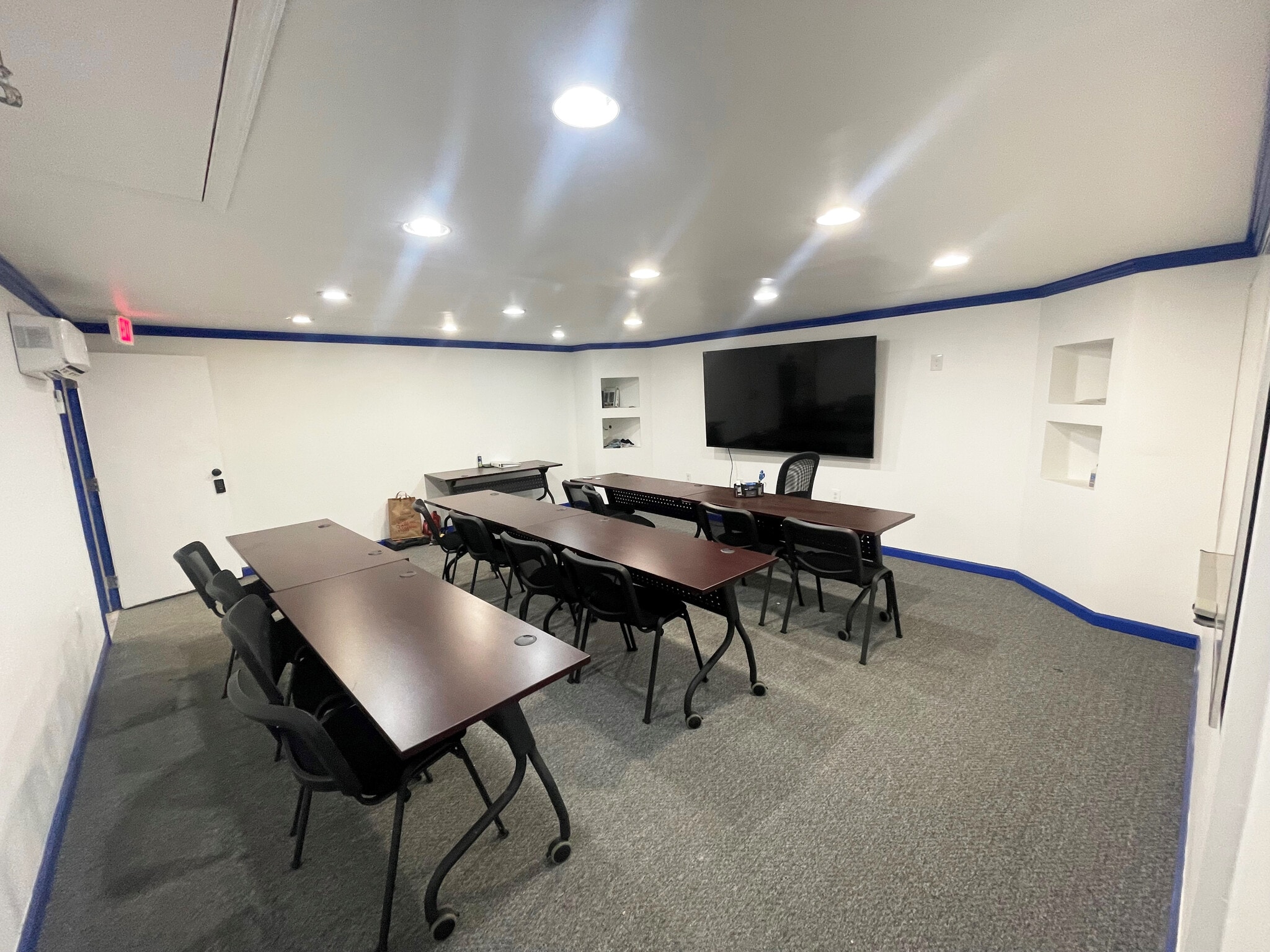 4700 Varnum St, Bladensburg, MD for lease Interior Photo- Image 1 of 2
