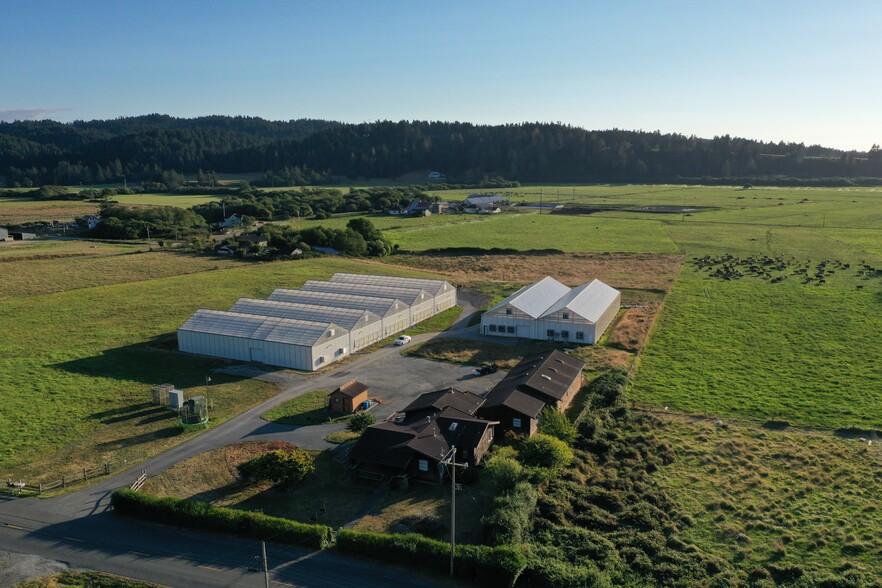 6200 Elk River Rd, Eureka, CA for sale - Building Photo - Image 2 of 12