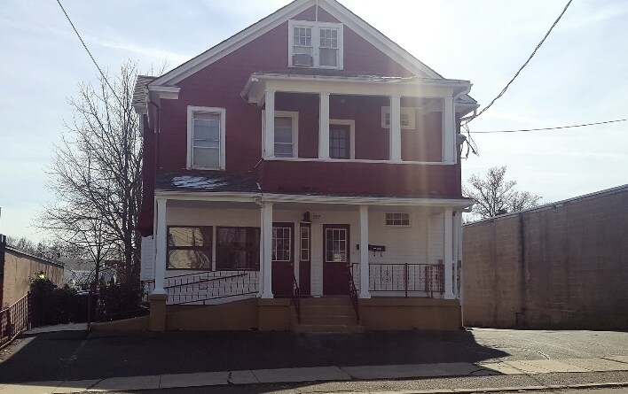 357 Allen St, New Britain, CT for sale Primary Photo- Image 1 of 1