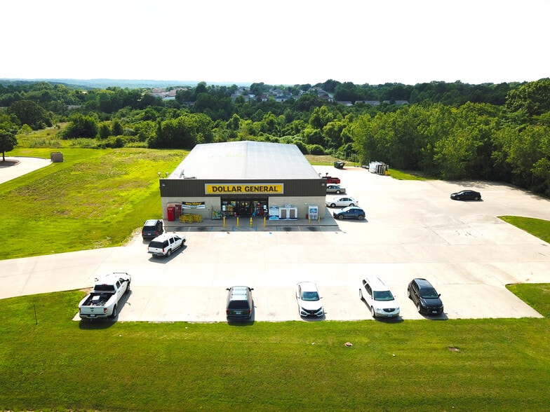 607 N 23 Hwy, Knob Noster, MO for sale - Primary Photo - Image 1 of 1