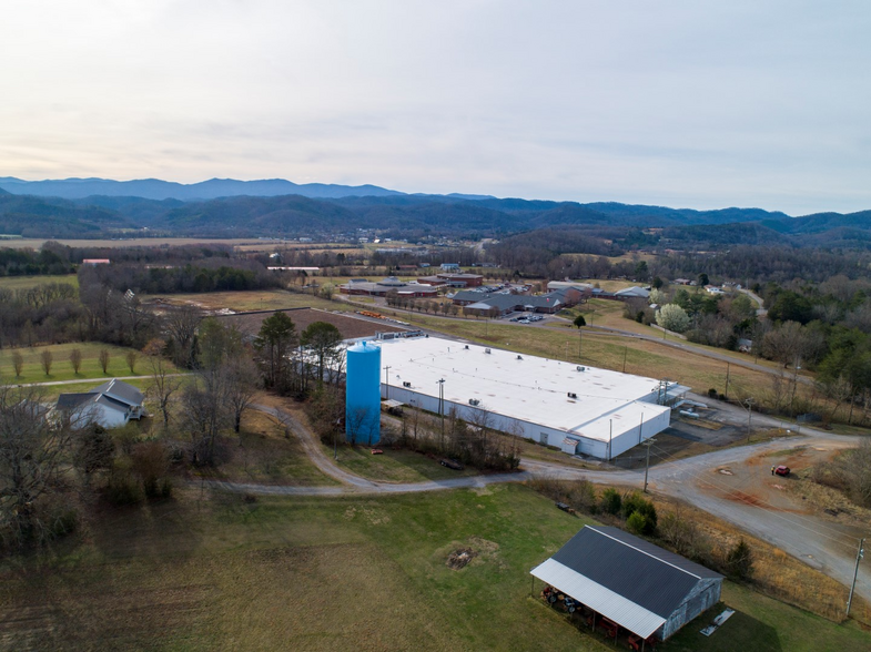 116 Tellico Industry Rd, Tellico Plains, TN for sale - Aerial - Image 1 of 12