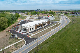 5400 S Pinnacle Hills Pky, Rogers, AR - aerial  map view - Image1