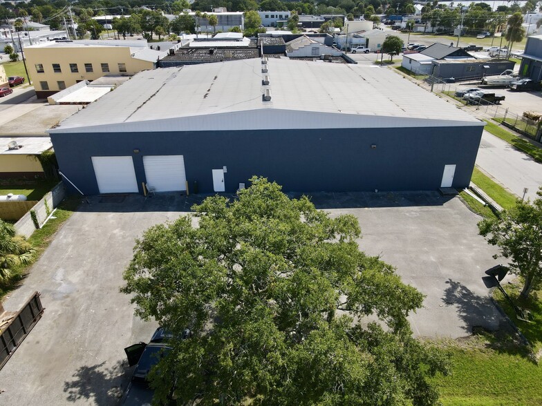 530 N Beach St, Daytona Beach, FL for lease - Building Photo - Image 1 of 7